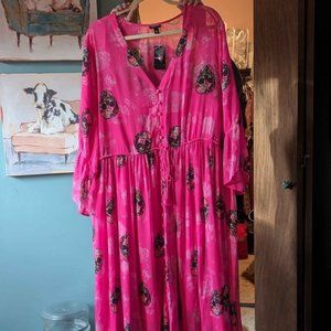 NWT Torrid Pink Skull Maxi Dress size 4X